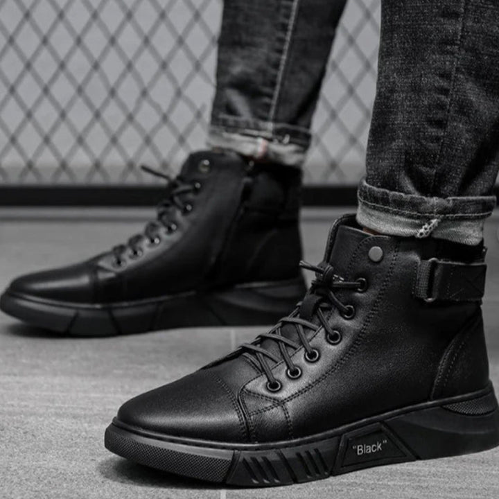 Lucian™ |  Schwarze warme Stiefel